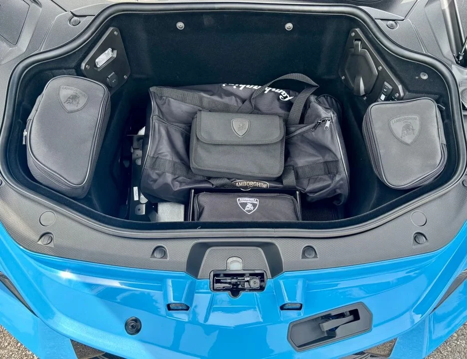 2026 Lamborghini Revuelto - Image 21 of 23