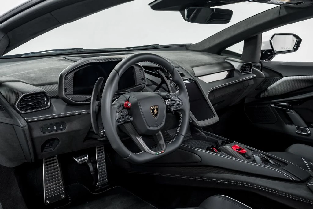 2026 Lamborghini Revuelto - Image 11 of 31