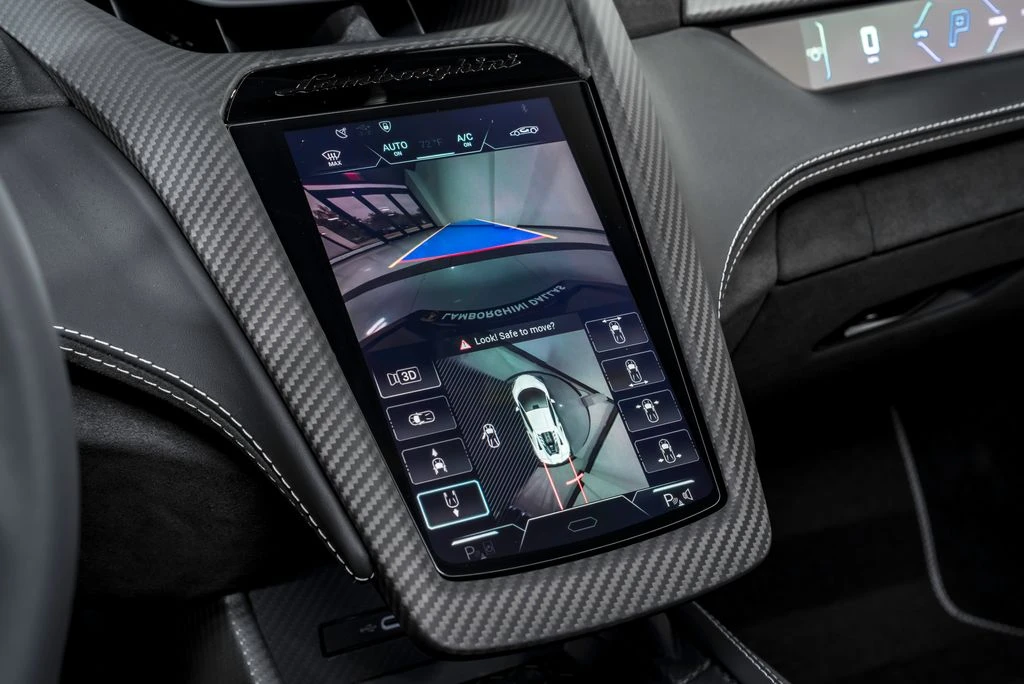 2026 Lamborghini Revuelto - Image 25 of 31