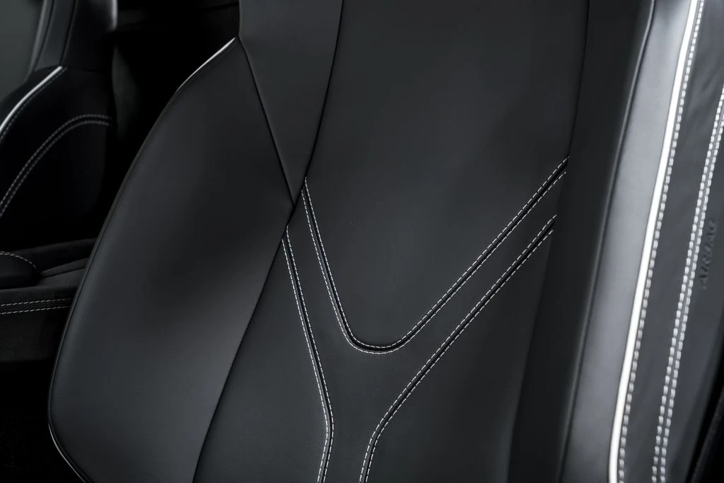 2026 Lamborghini Revuelto - Image 20 of 31
