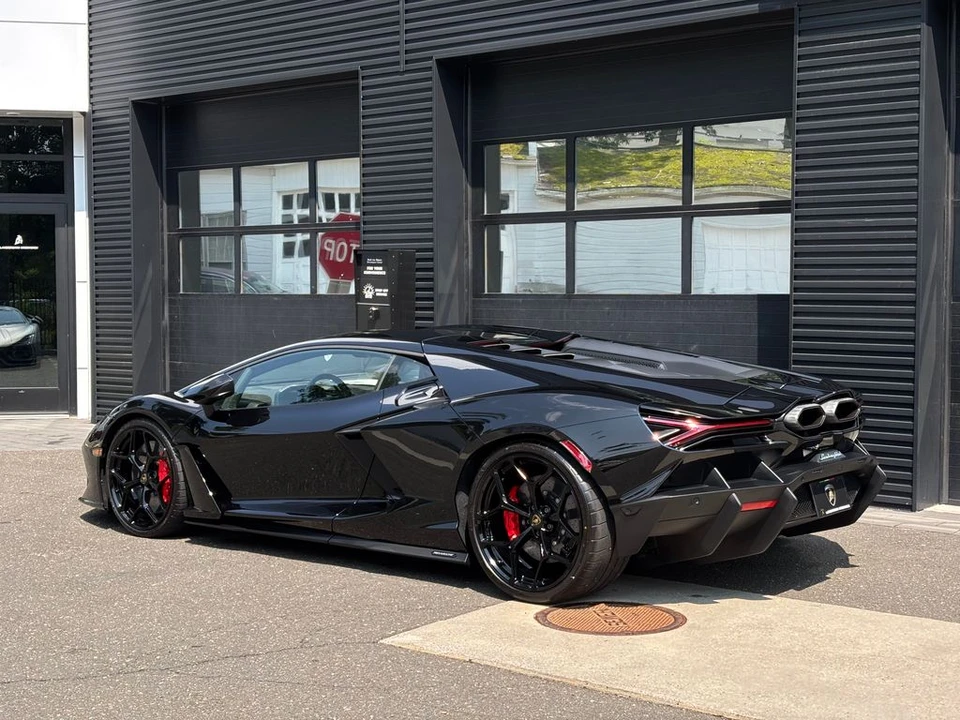 2026 Lamborghini Revuelto - Image 3 of 23