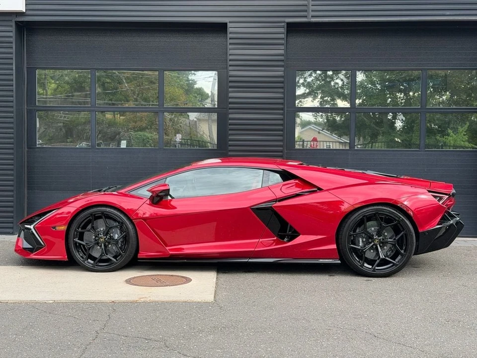 2026 Lamborghini Revuelto - Image 2 of 21