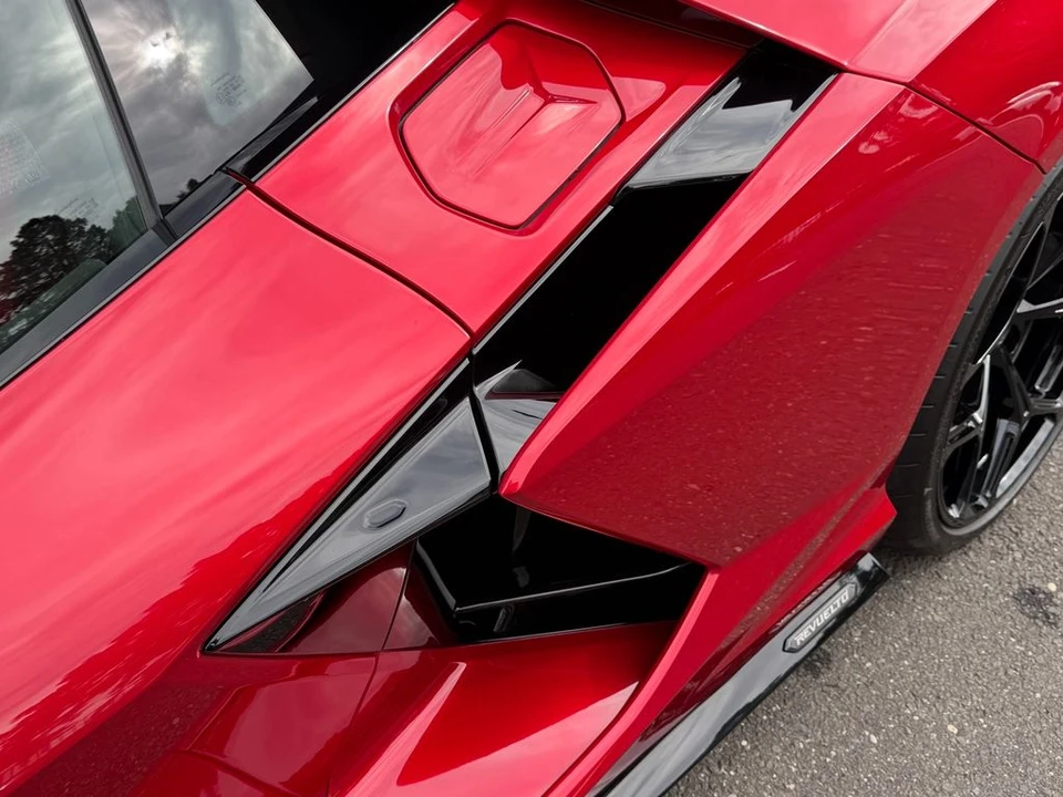 2026 Lamborghini Revuelto - Image 7 of 21