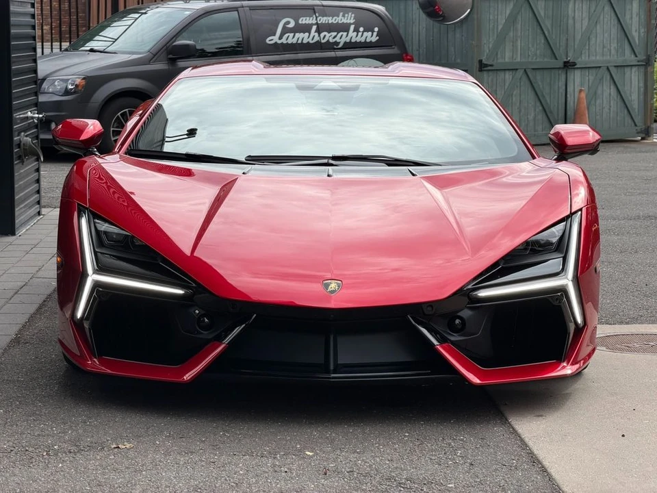 2026 Lamborghini Revuelto - Image 4 of 21