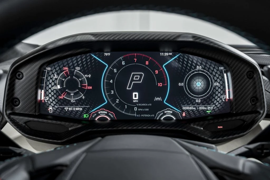 2026 Lamborghini Revuelto - Image 15 of 31