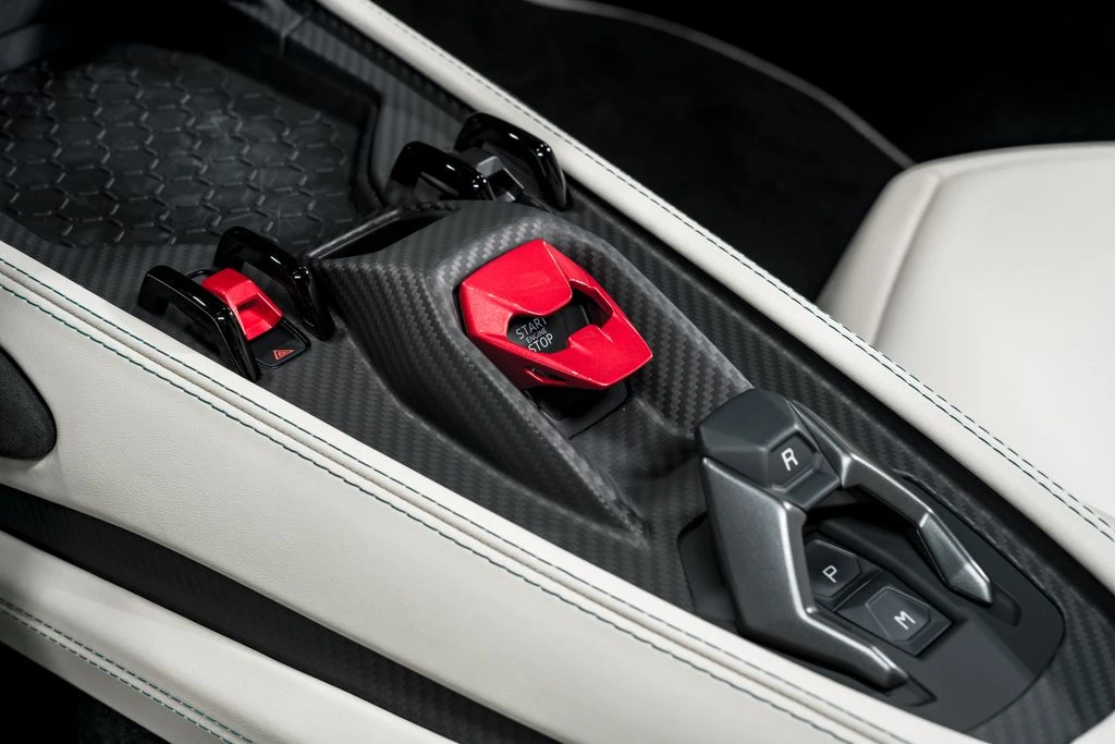 2026 Lamborghini Revuelto - Image 27 of 31