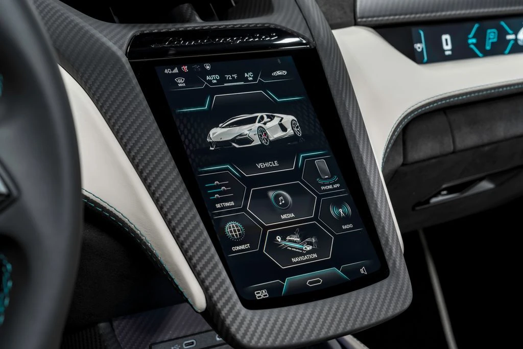 2026 Lamborghini Revuelto - Image 23 of 31