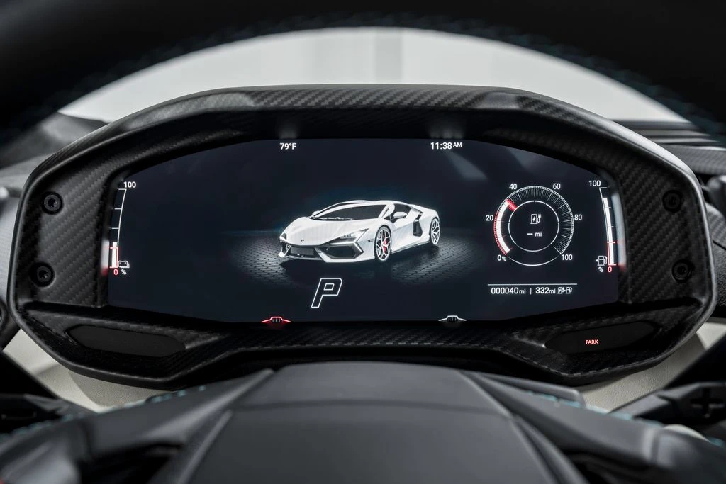 2026 Lamborghini Revuelto - Image 13 of 31