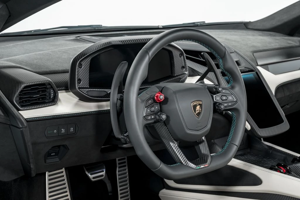 2026 Lamborghini Revuelto - Image 12 of 31