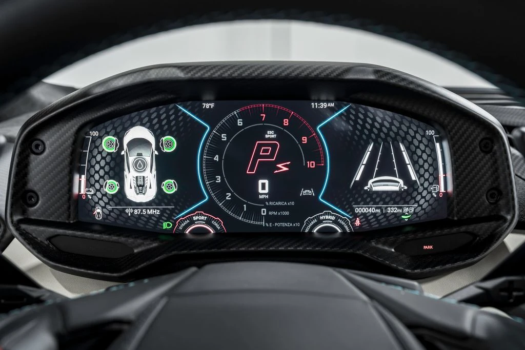 2026 Lamborghini Revuelto - Image 16 of 31