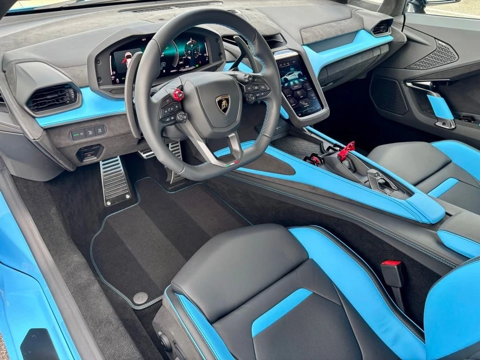 2026 Lamborghini Temerario - Image 8 of 12