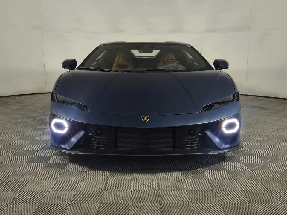 2026 Lamborghini Temerario - Image 5 of 24