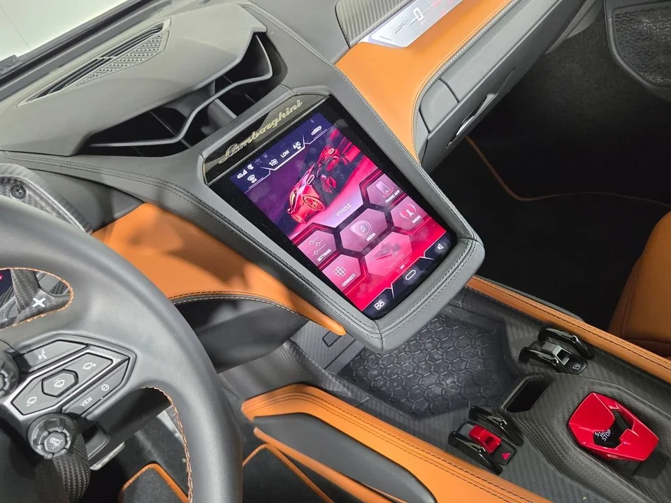 2026 Lamborghini Temerario - Image 14 of 24