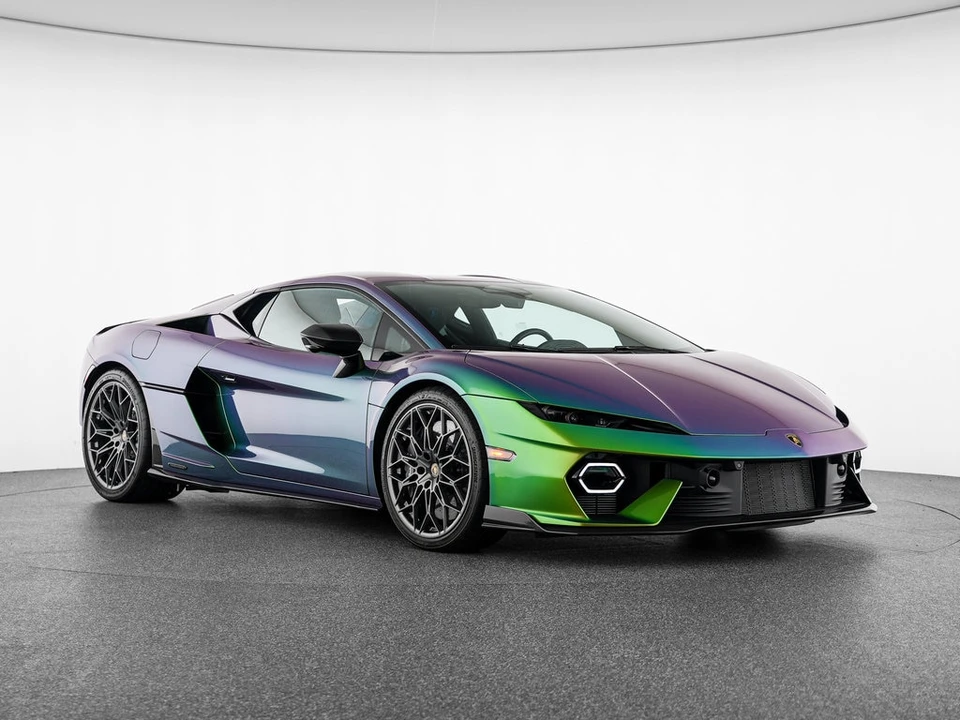 2026 Lamborghini Temerario - Image 8 of 31