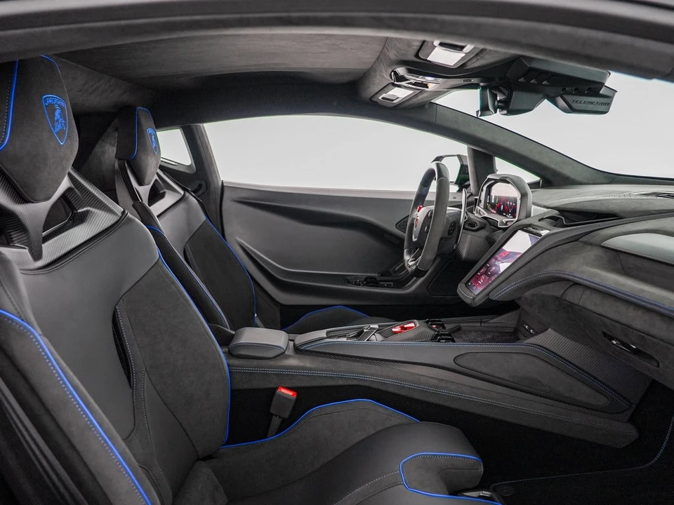 2026 Lamborghini Temerario - Image 24 of 31