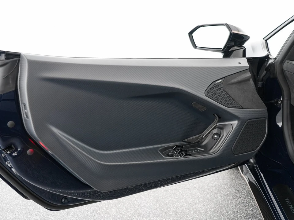 2026 Lamborghini Temerario - Image 13 of 31