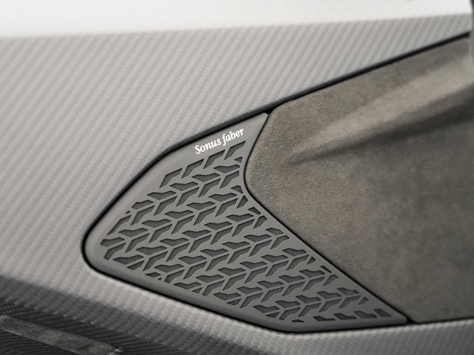 2026 Lamborghini Temerario - Image 15 of 31