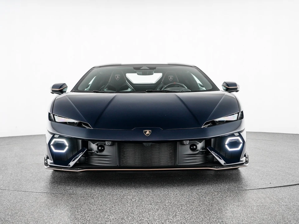 2026 Lamborghini Temerario - Image 10 of 31