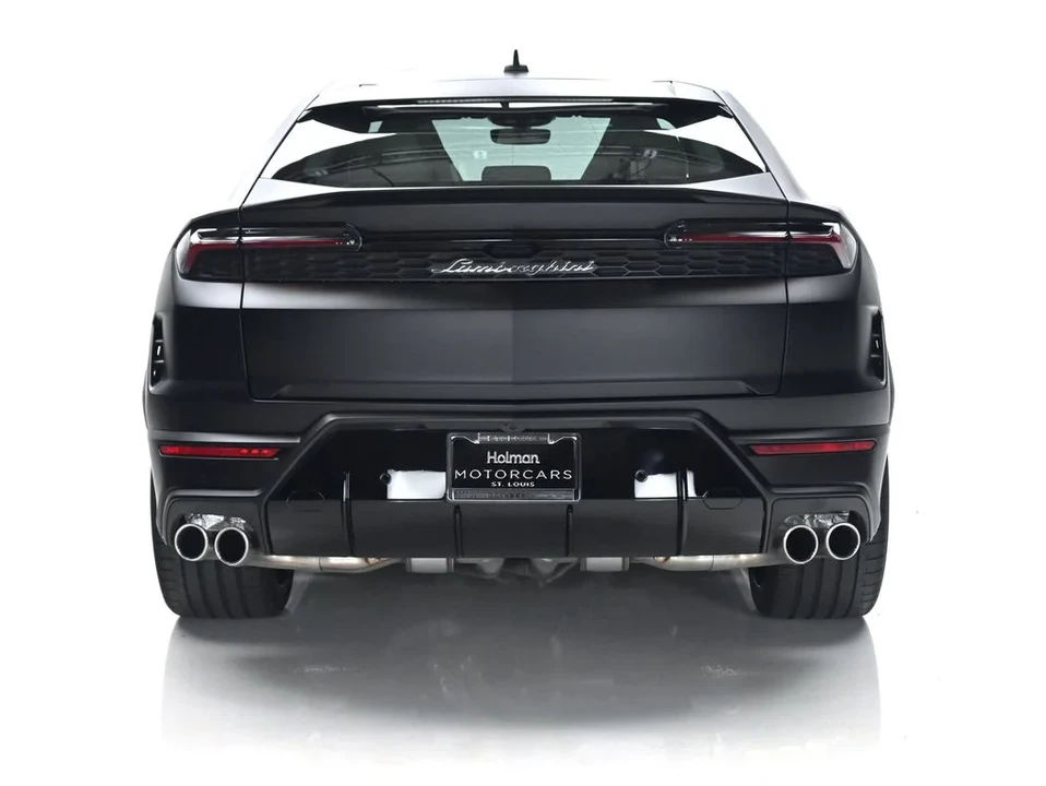 2026 Lamborghini Urus SE - Image 8 of 31