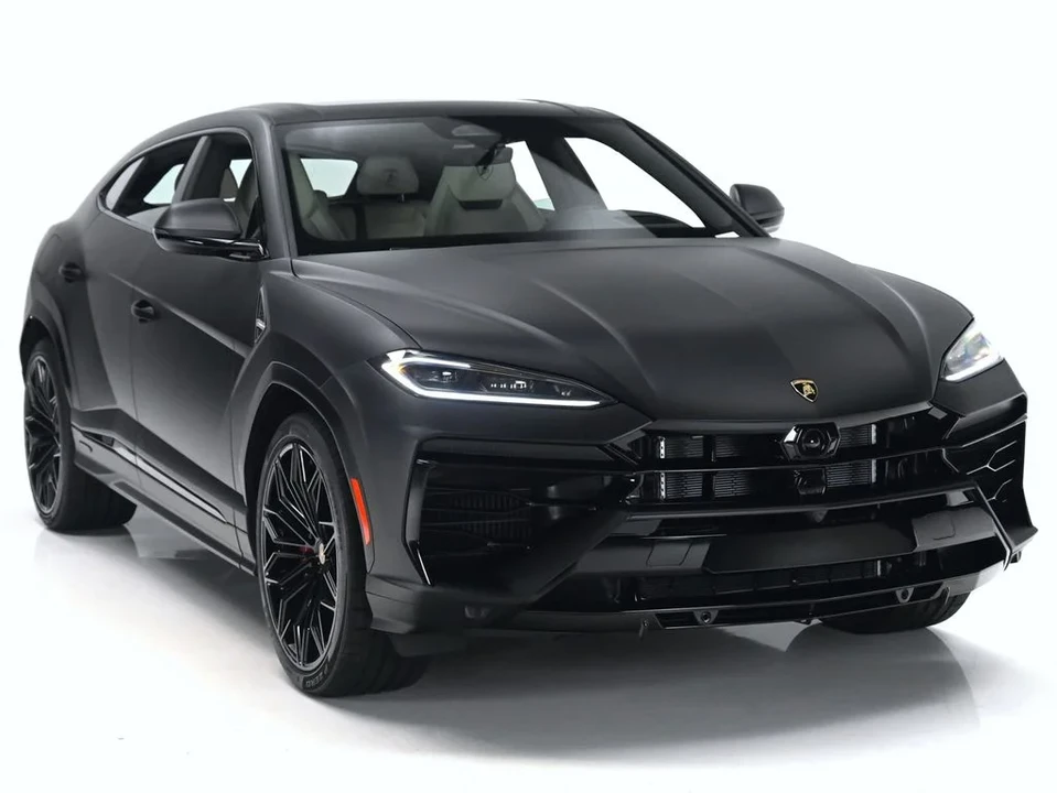 2026 Lamborghini Urus SE - Image 3 of 31