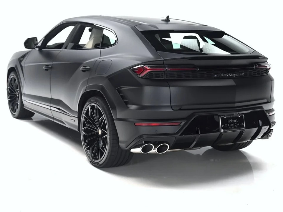 2026 Lamborghini Urus SE - Image 6 of 31