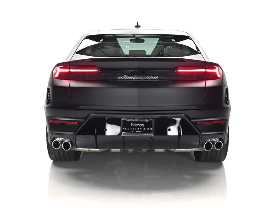 2026 Lamborghini Urus SE - Image 5 of 31