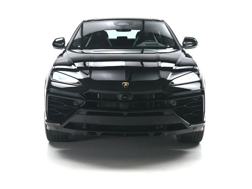 2026 Lamborghini Urus SE - Image 2 of 31