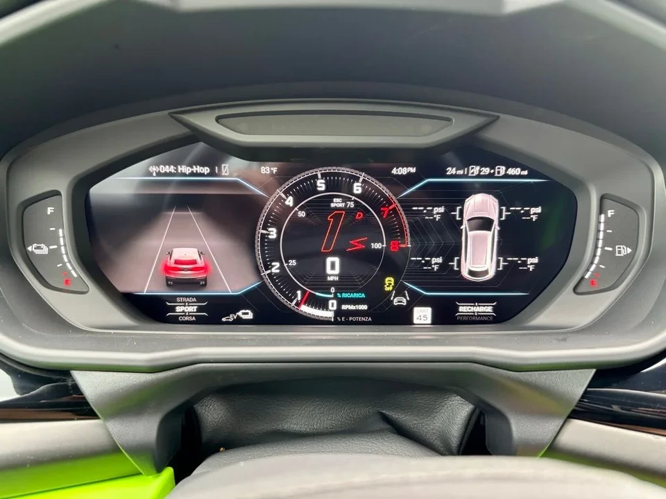 2026 Lamborghini Urus SE - Image 11 of 14