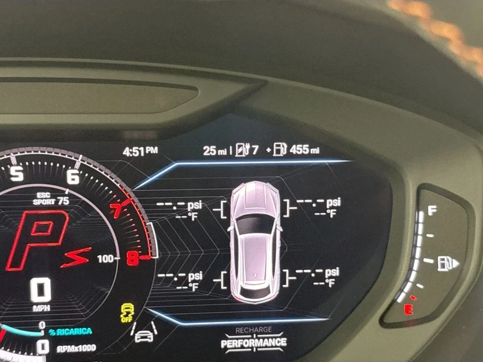 2026 Lamborghini Urus SE - Image 12 of 31