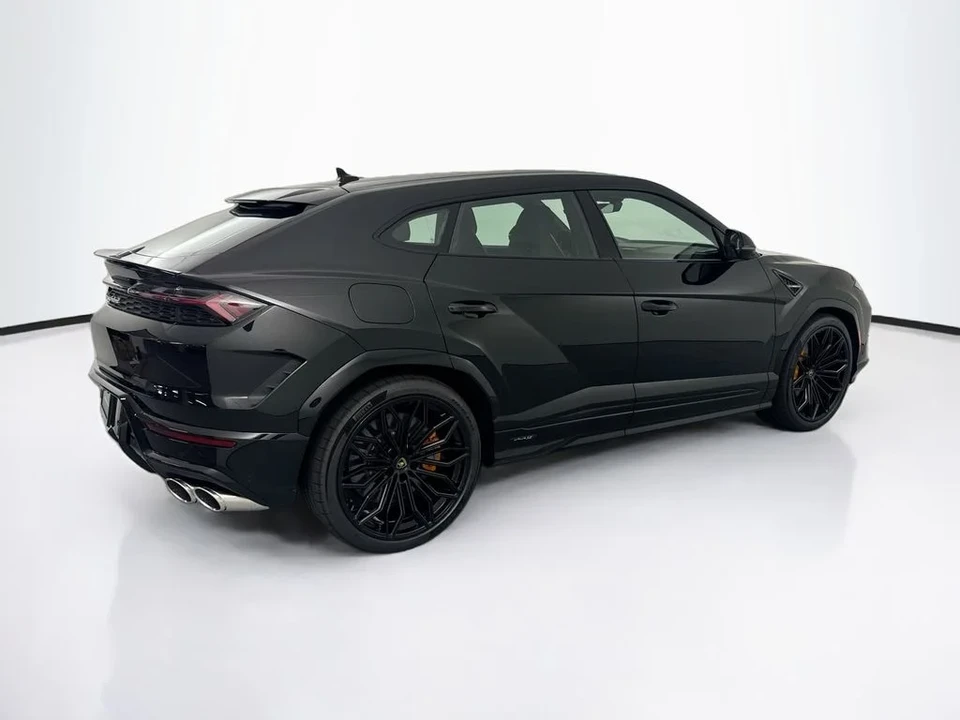 2026 Lamborghini Urus SE - Image 5 of 31