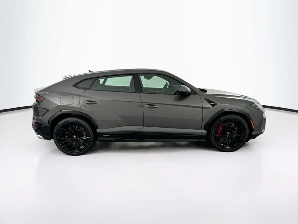 2026 Lamborghini Urus SE - Image 4 of 31