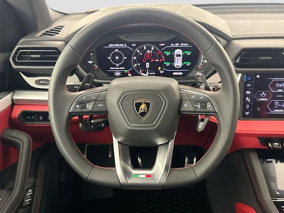 2026 Lamborghini Urus SE - Image 11 of 31