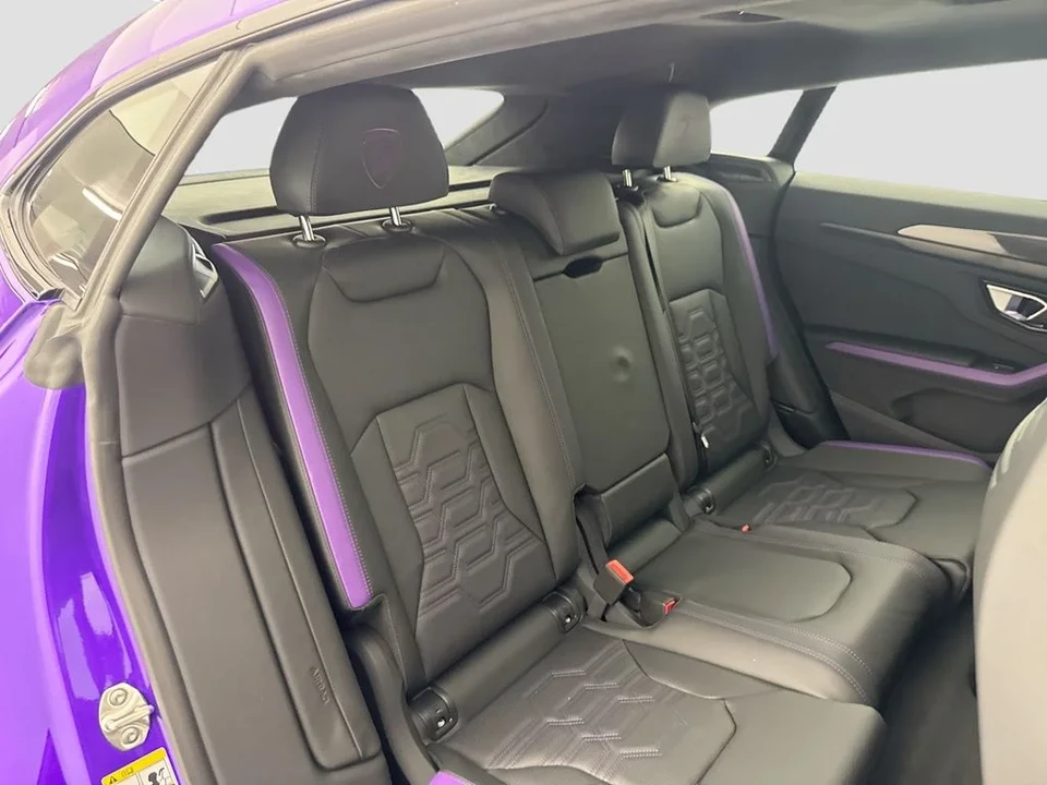 2026 Lamborghini Urus SE - Image 30 of 31