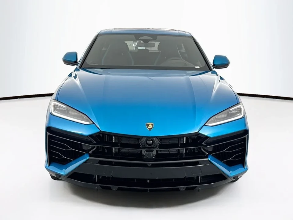 2026 Lamborghini Urus SE - Image 2 of 31