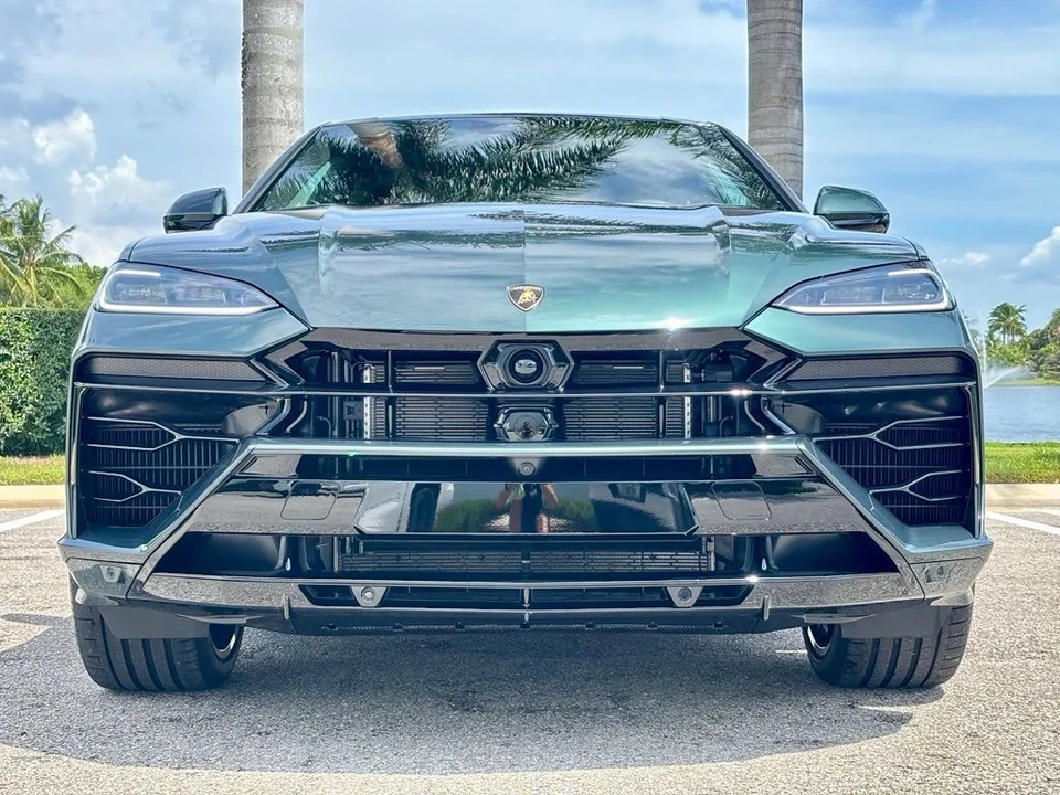 2026 Lamborghini Urus SE - Image 3 of 30