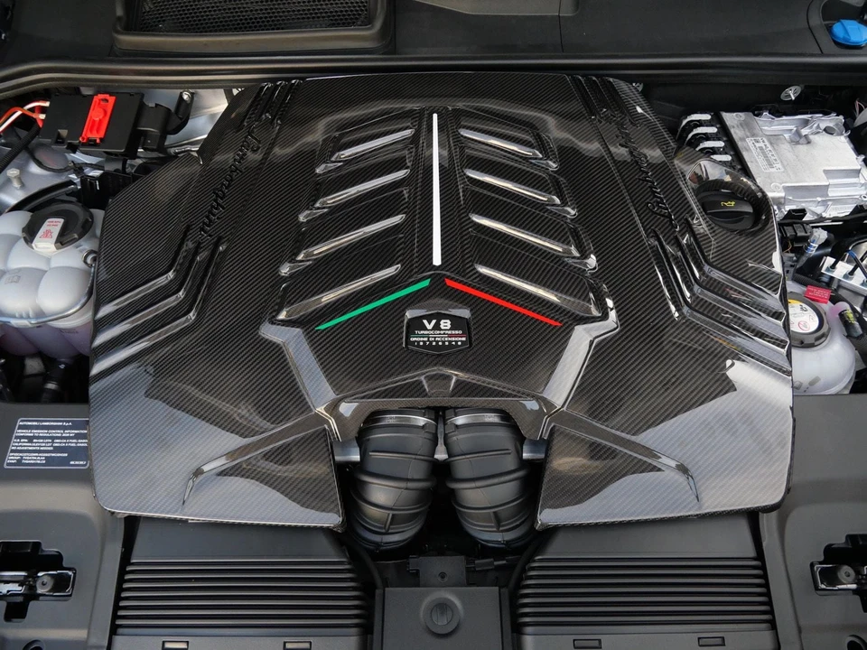 2026 Lamborghini Urus SE - Image 27 of 28