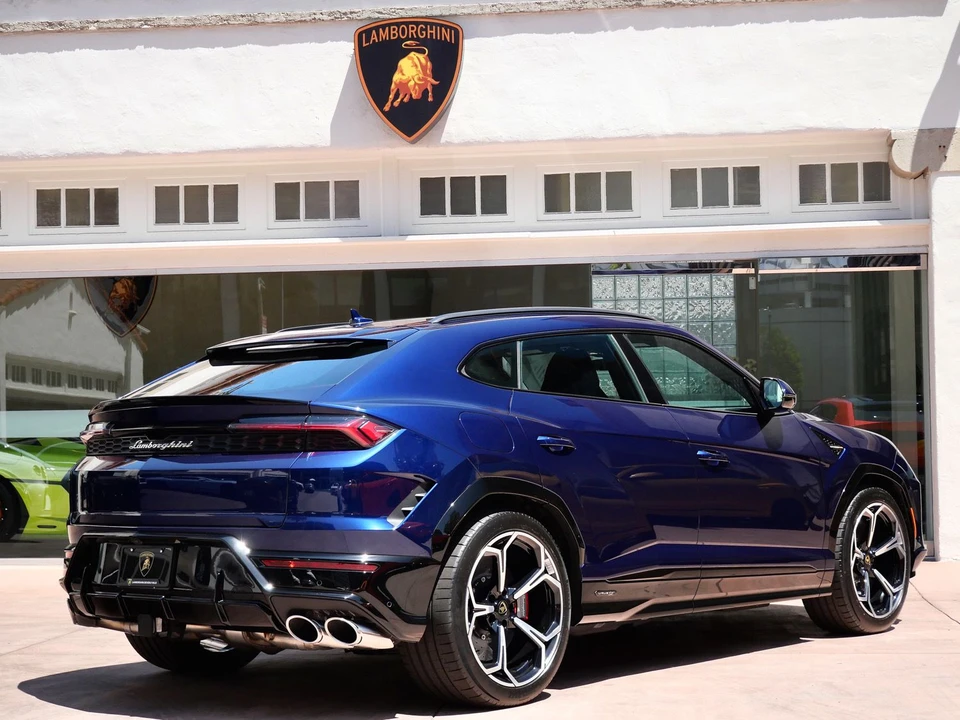 2026 Lamborghini Urus SE - Image 4 of 29