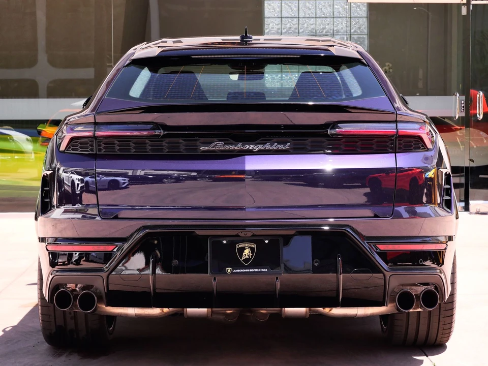 2026 Lamborghini Urus SE - Image 4 of 28