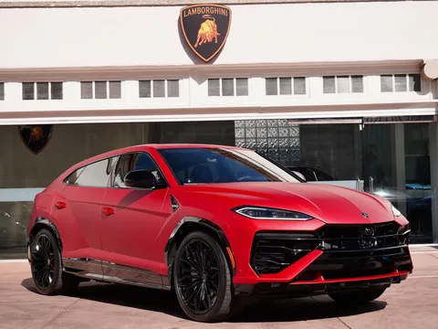 2026 Lamborghini Urus SE SUV
