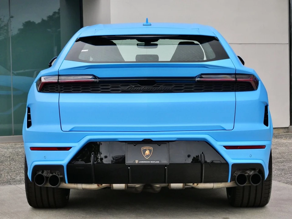 2026 Lamborghini Urus SE - Image 4 of 27