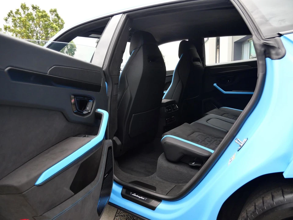 2026 Lamborghini Urus SE - Image 21 of 27