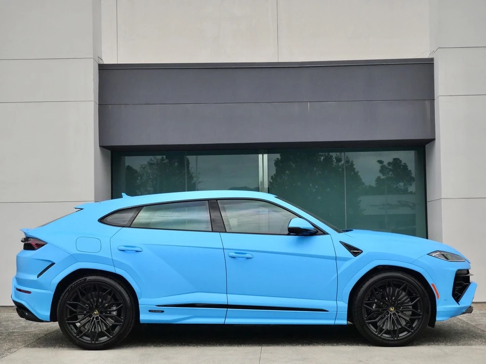 2026 Lamborghini Urus SE - Image 2 of 27