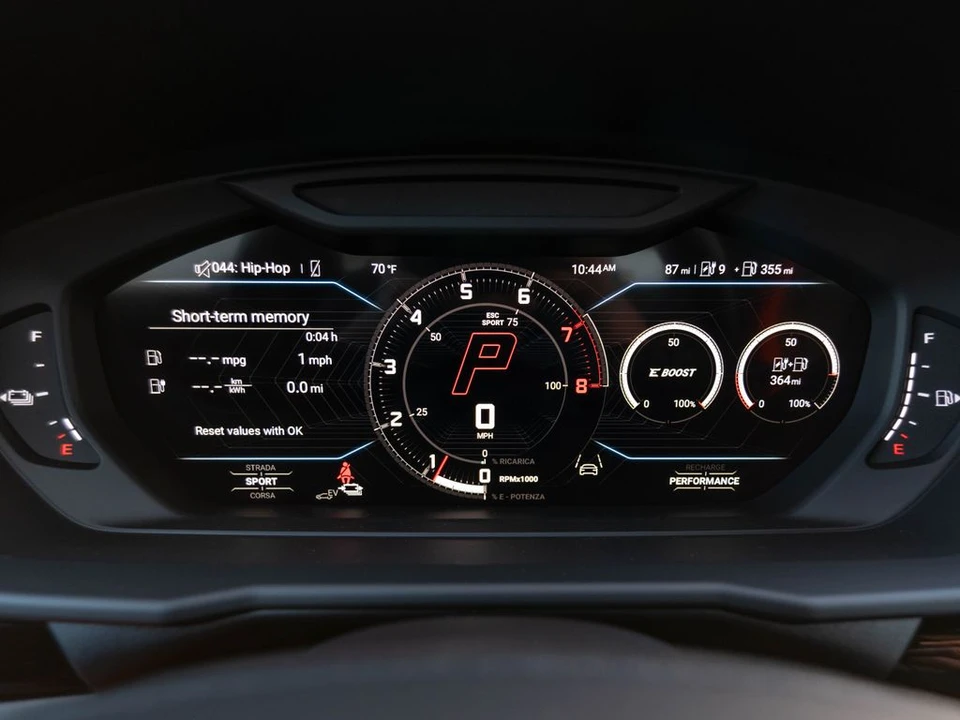 2026 Lamborghini Urus SE - Image 10 of 31