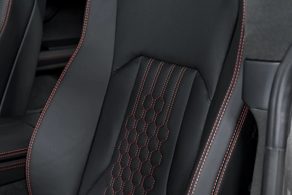 2026 Lamborghini Urus SE - Image 22 of 31