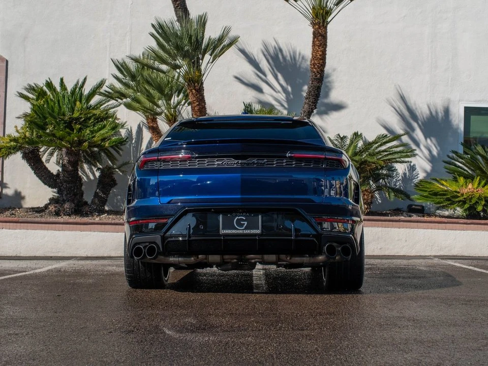 2026 Lamborghini Urus SE - Image 4 of 31