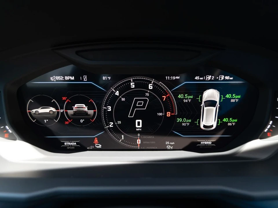 2026 Lamborghini Urus SE - Image 10 of 31