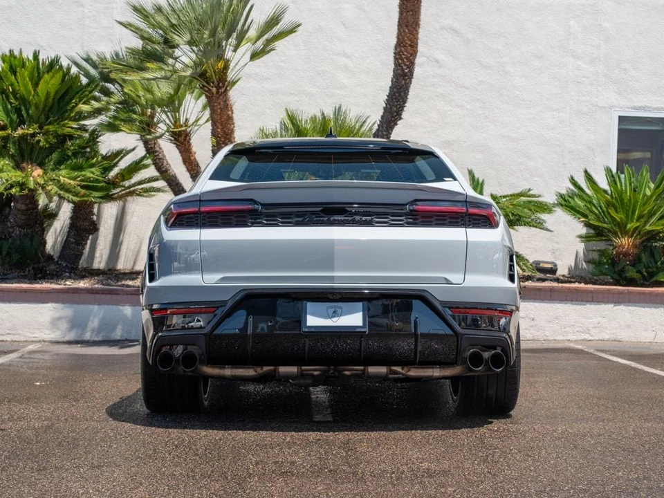 2026 Lamborghini Urus SE - Image 4 of 31