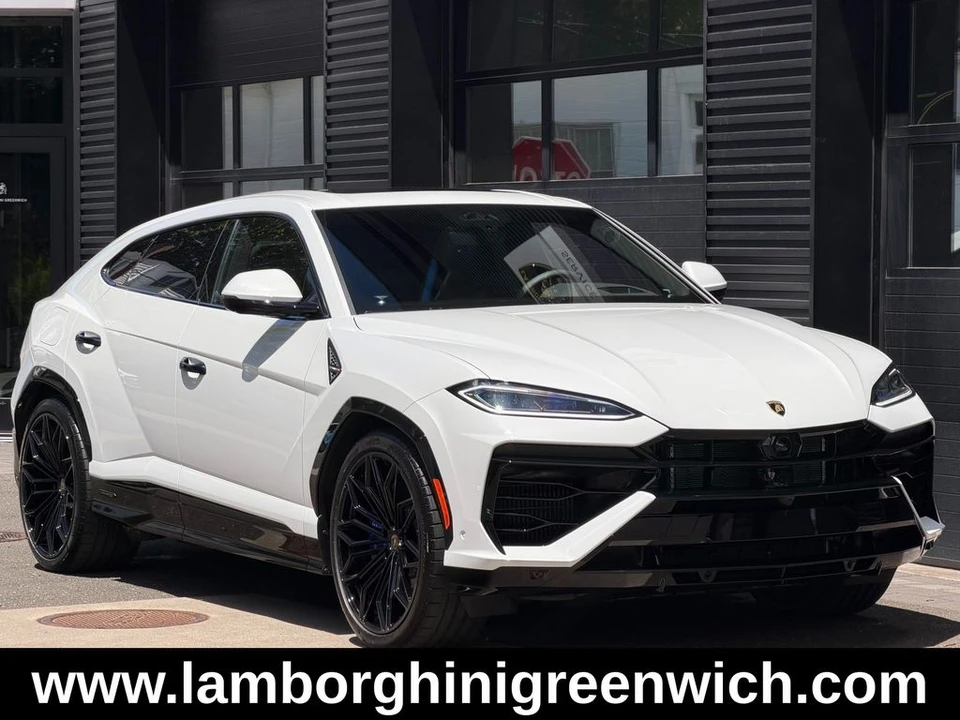 2026 Lamborghini Urus SE - Image 22 of 22