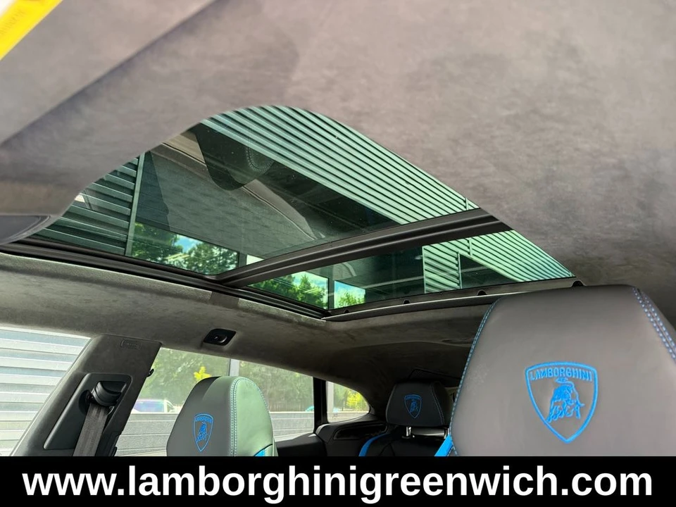 2026 Lamborghini Urus SE - Image 18 of 22