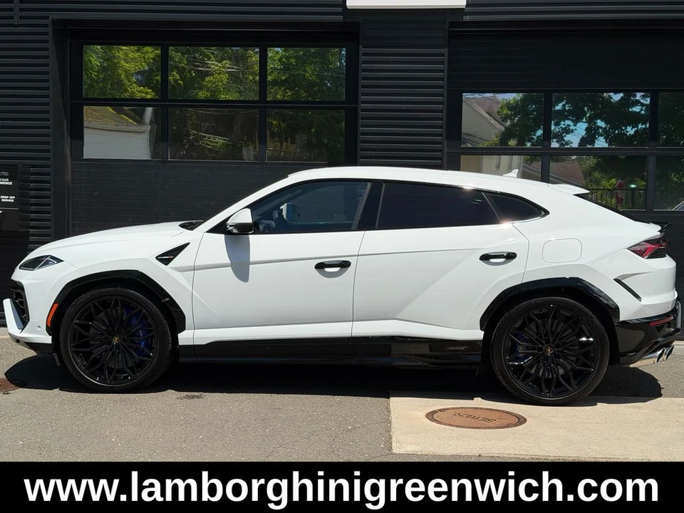 2026 Lamborghini Urus SE - Image 2 of 22